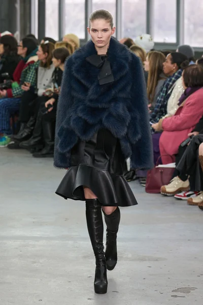 Look 29